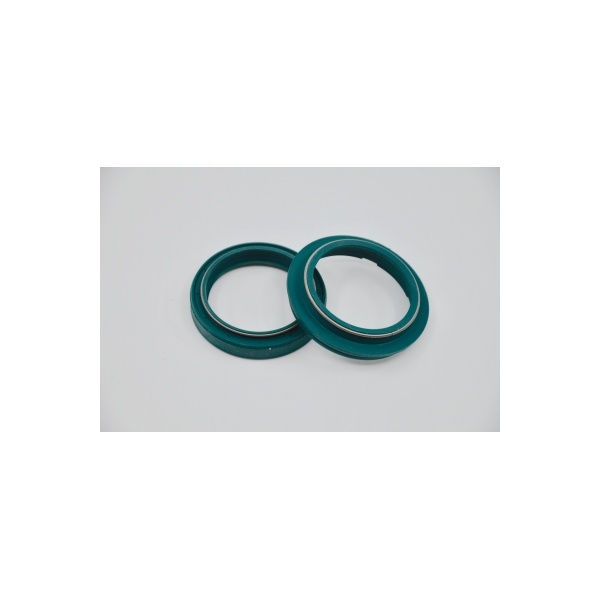 SKF Retén y guardapolvo color verde Cobra 32x42x 6,5